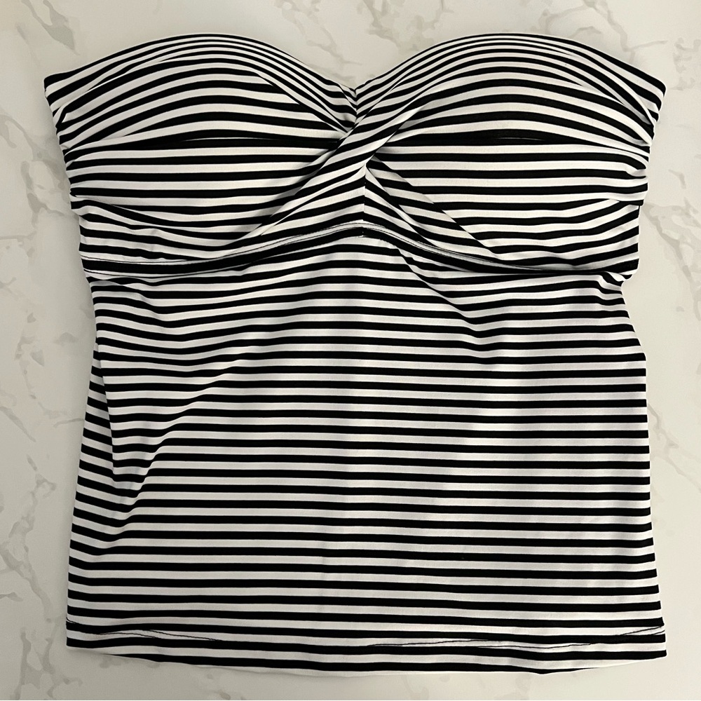 NEW! Mossimo Black & White Striped Strapless Built in Bra Tankini Swim Top D/DD